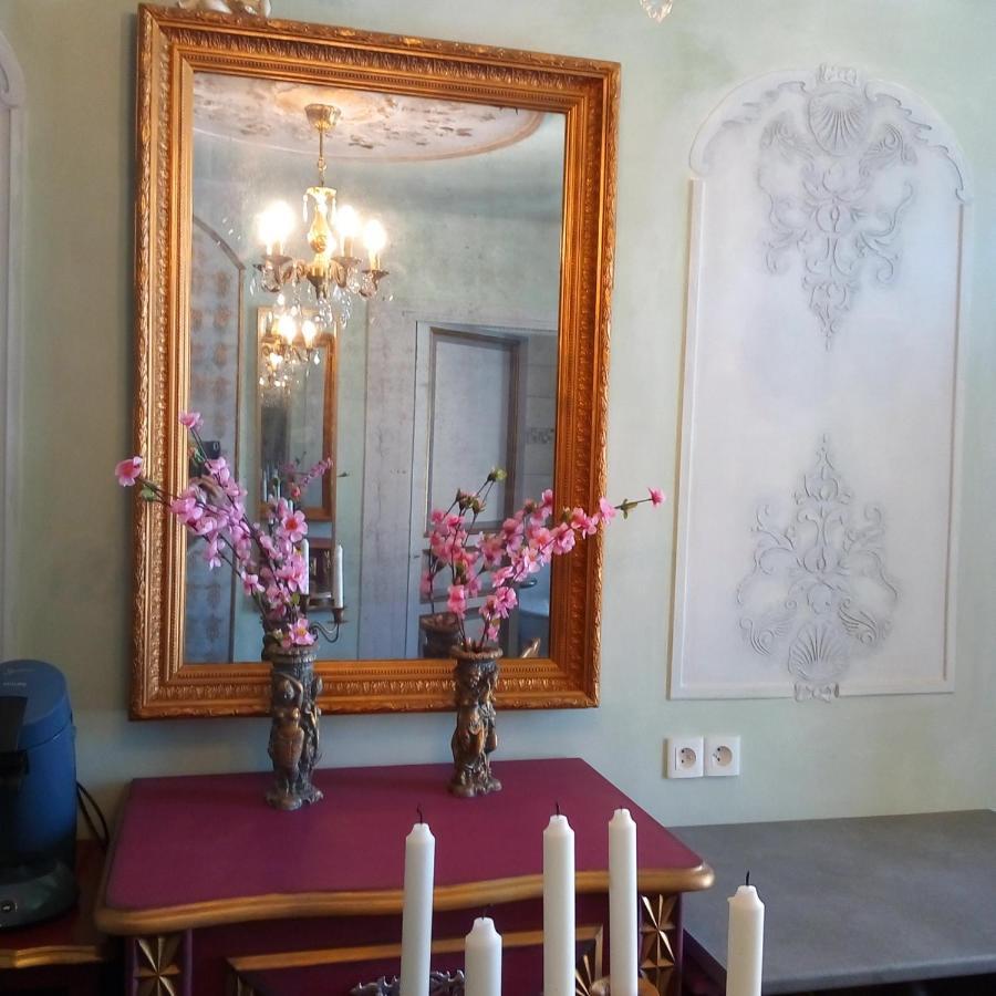Appartement De Ville Medievale Vinca Eksteriør billede