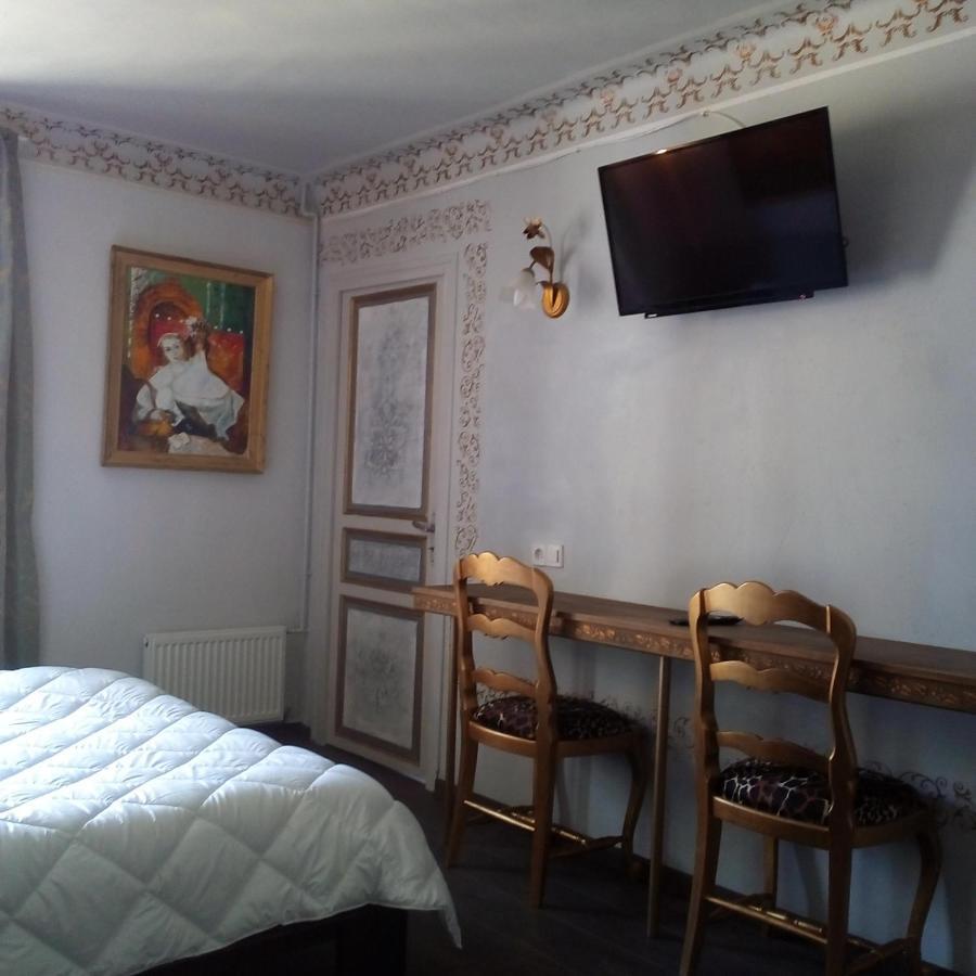 Appartement De Ville Medievale Vinca Eksteriør billede